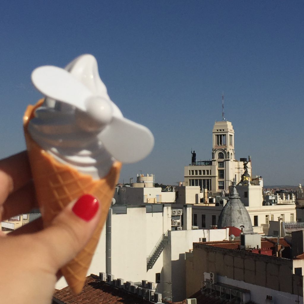 Oui Oui-ventilador helado-ice cream fun-sunnylife-vistas desde el room mate oscar