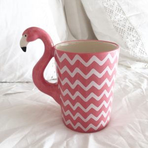 Oui Oui-taza flamenco rosa zig zag