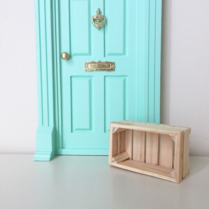 Cajita de madera para el Ratoncito Pérez