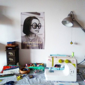 Póster Las chicas listas leen libros 2