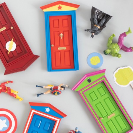 Puerta Ratoncito Wonder Woman