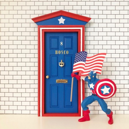Puerta Ratoncito Capitán América