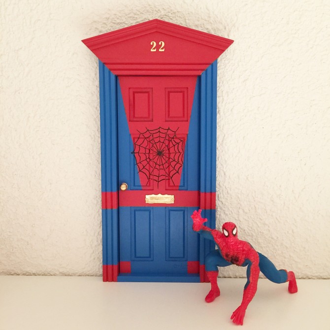 Puerta Ratoncito Spiderman