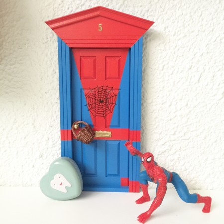 Puerta Ratoncito Spiderman