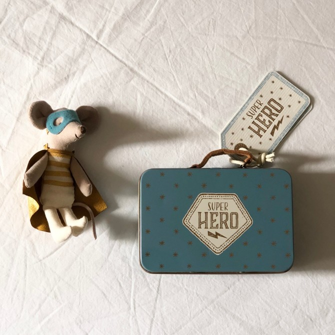 Ratoncito en maletita DESCATALOGADO